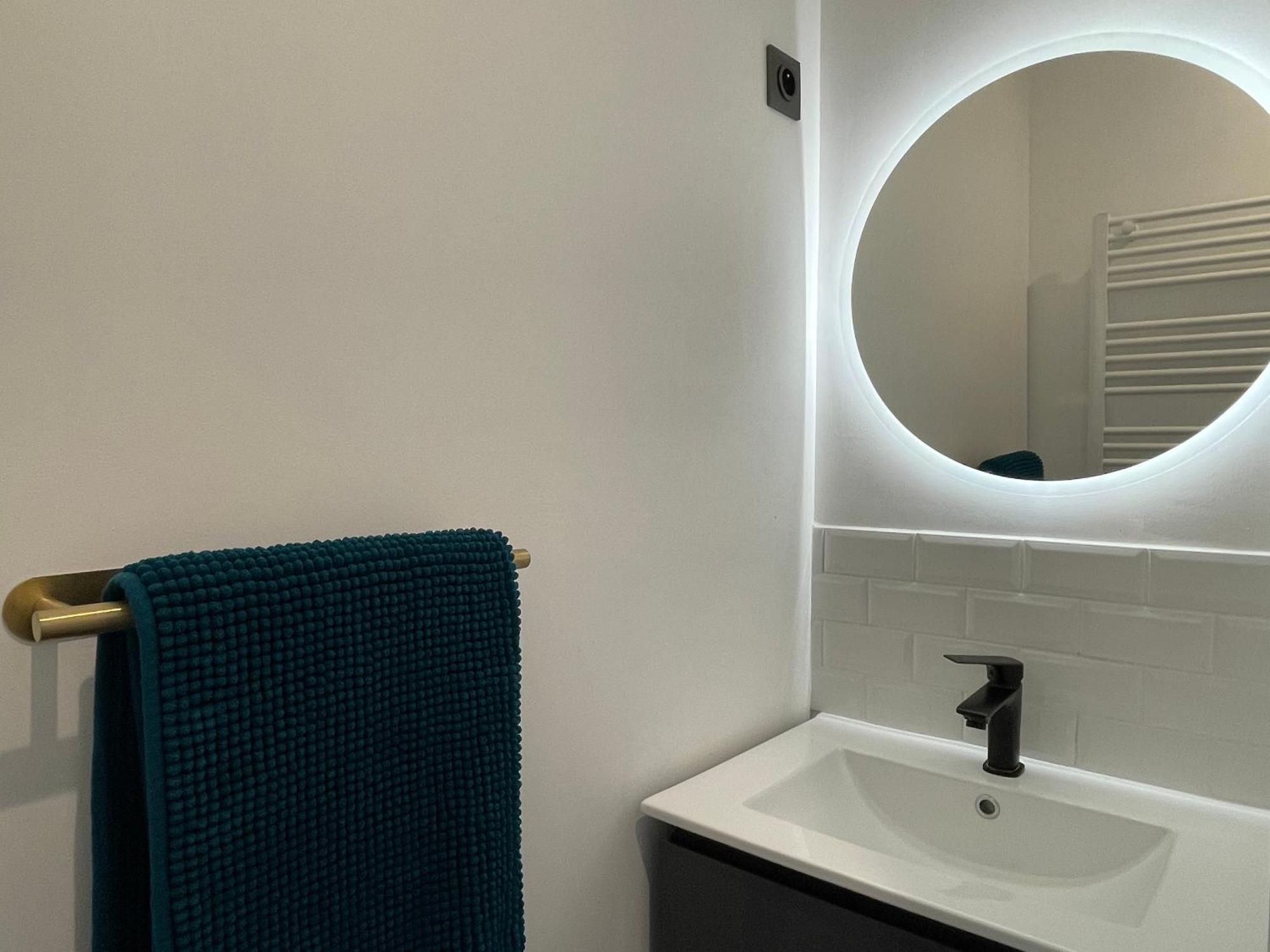 Les 3 Suites - 6 Personnes - 3 Chambres Avec Sdb Privatives Lens Buitenkant foto
